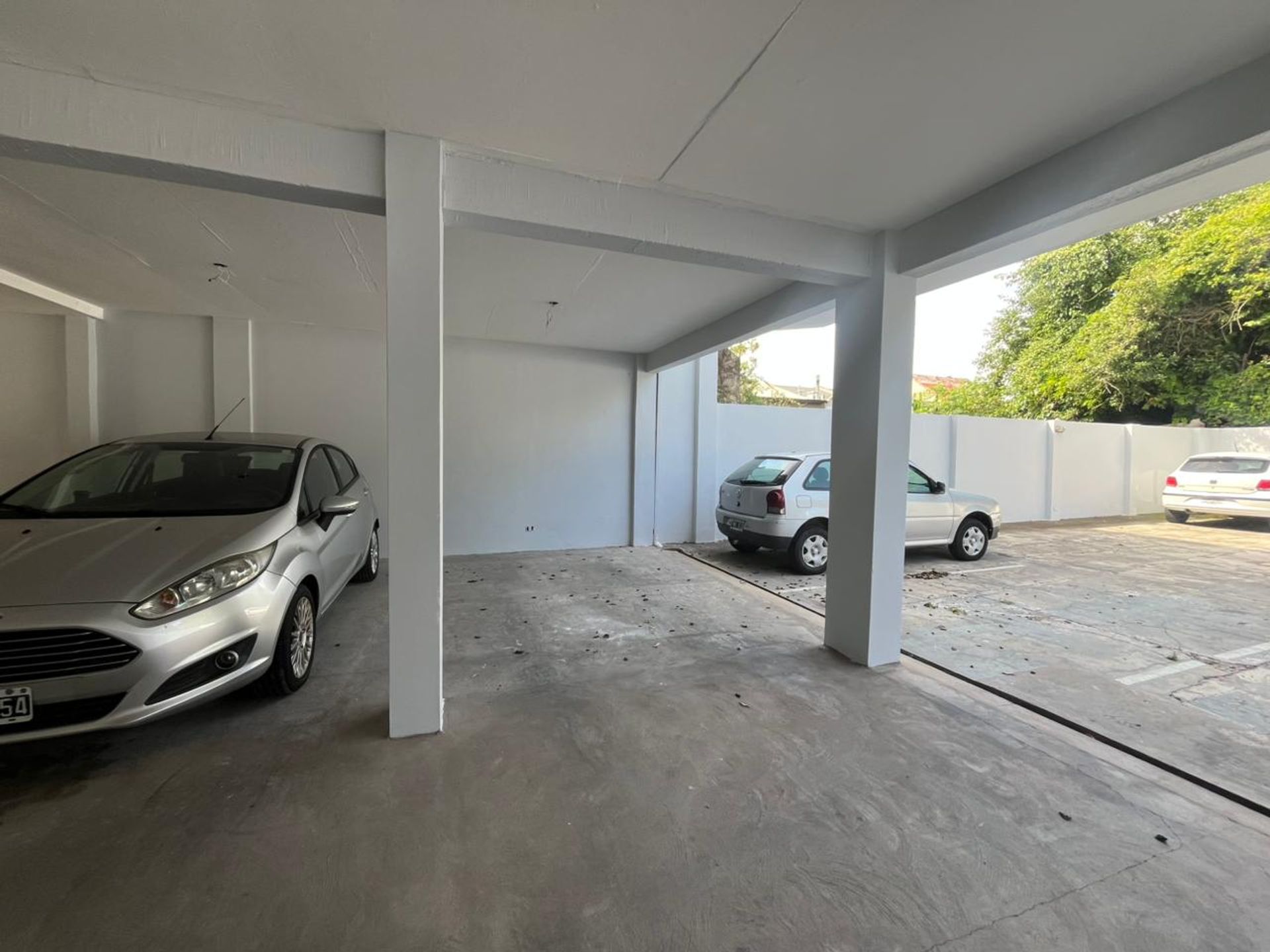 Venta 2 amb ,escritorio, balcón y cochera Martinez