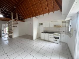 Sale of 2‑room property with office, balcony and garage, Martinez