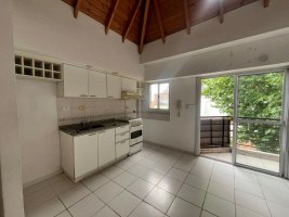 Sale of 2‑room property with office, balcony and garage, Martinez