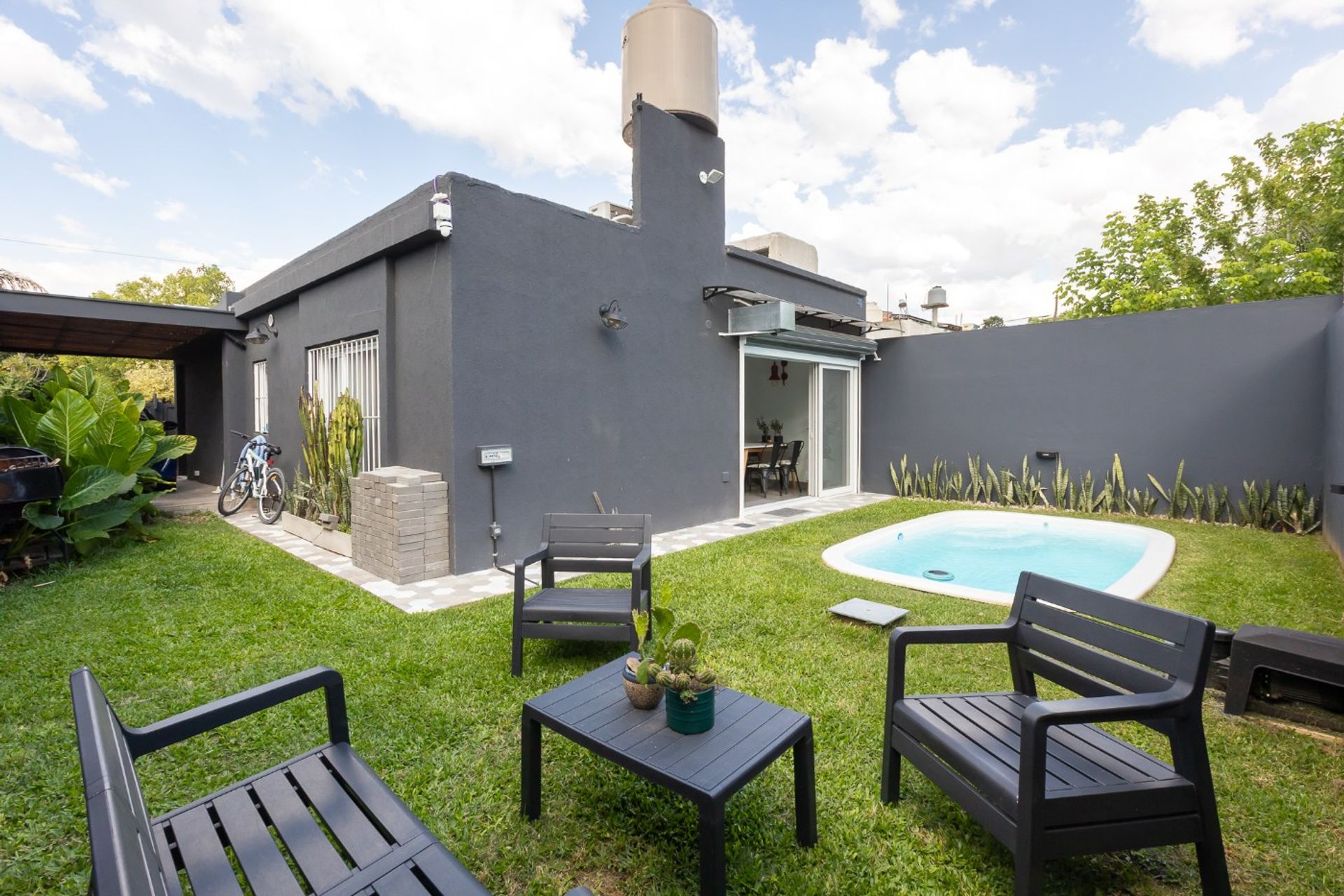 House for Sale 3 Rooms Boulogne Credit Garden Pool