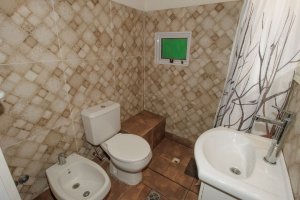 Sale of 6-Room Multifamily House in Florida