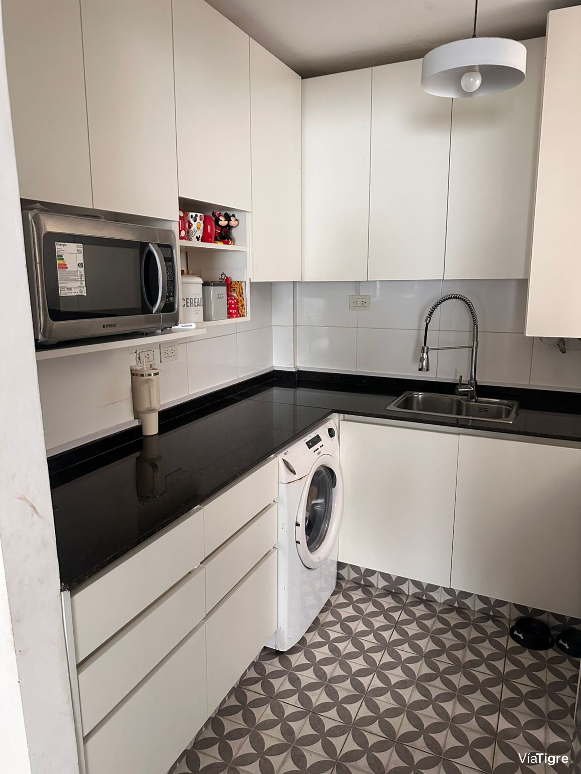Vendo Dto 3 amb OLIVOS av. Maipu vista al Rio
