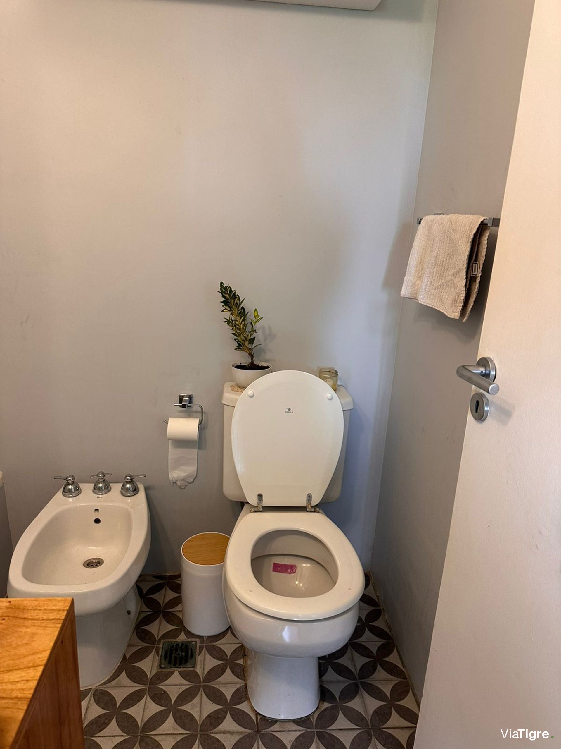 Vendo Dto 3 amb OLIVOS av. Maipu vista al Rio