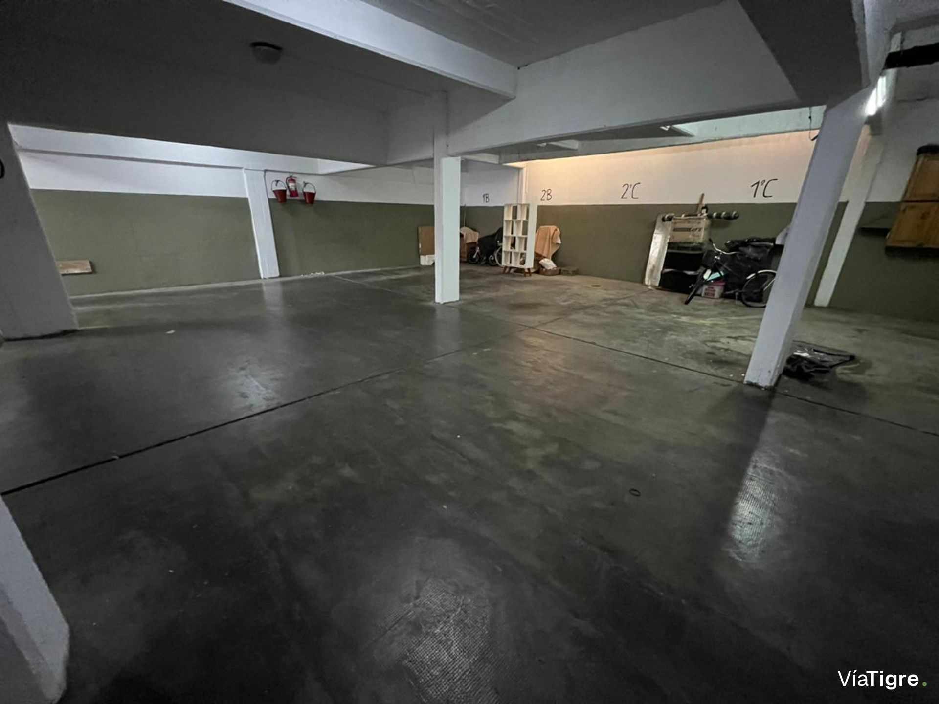 Departamento dos ambientes con cochera- San Isidro