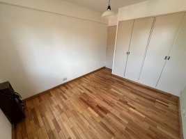 Departamento dos ambientes con cochera- San Isidro