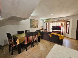 Rental Duplex 5 Rooms in Olivos with Terrace and Balcony