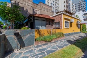 Olivos Ph Sale with Local, 4-room Terrace