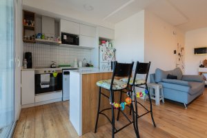 Sale of 3-room apartment in Florida, balcony, garage, bau