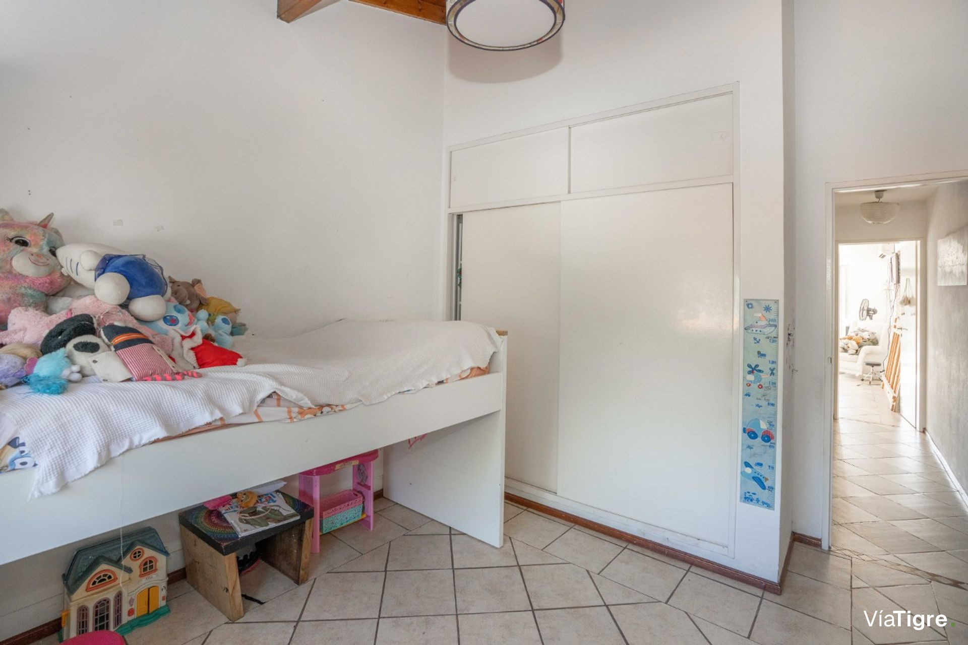 Casa Tipo Triplex En Munro 2 Dormitorios+Playroom
