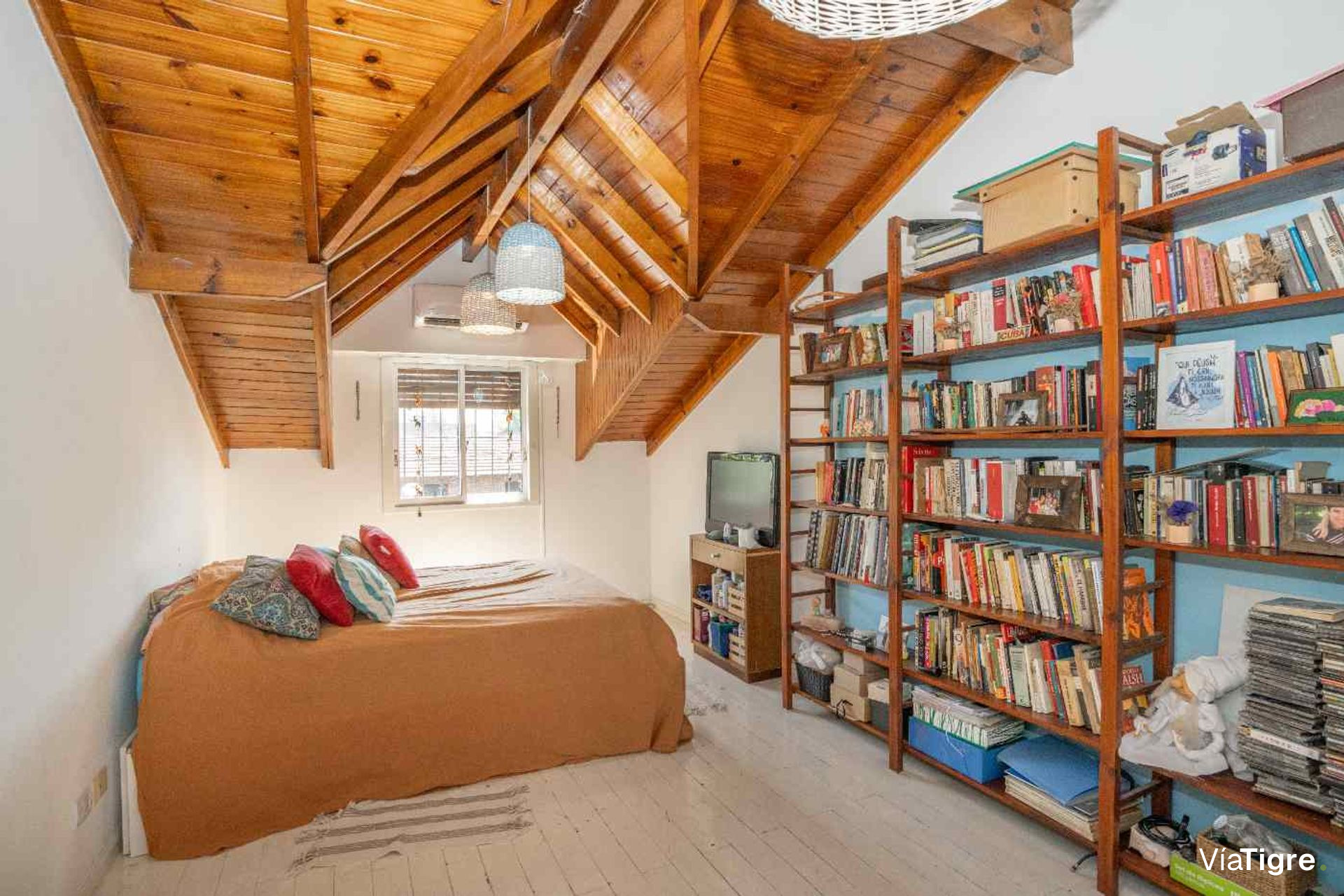 Casa Tipo Triplex En Munro 2 Dormitorios+Playroom