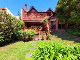 7-room Chalet House, Vicente López