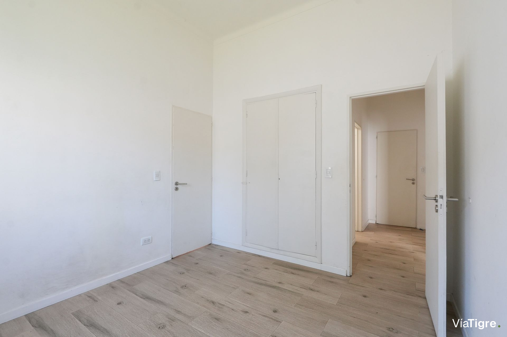 Venta Casa V.martelli 4 Ambientes +Oficina+Cochera