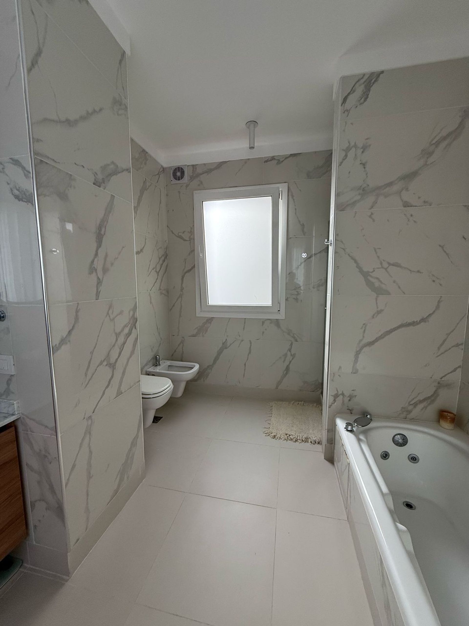 Venta Casa La Lucila vista al río piscina premium