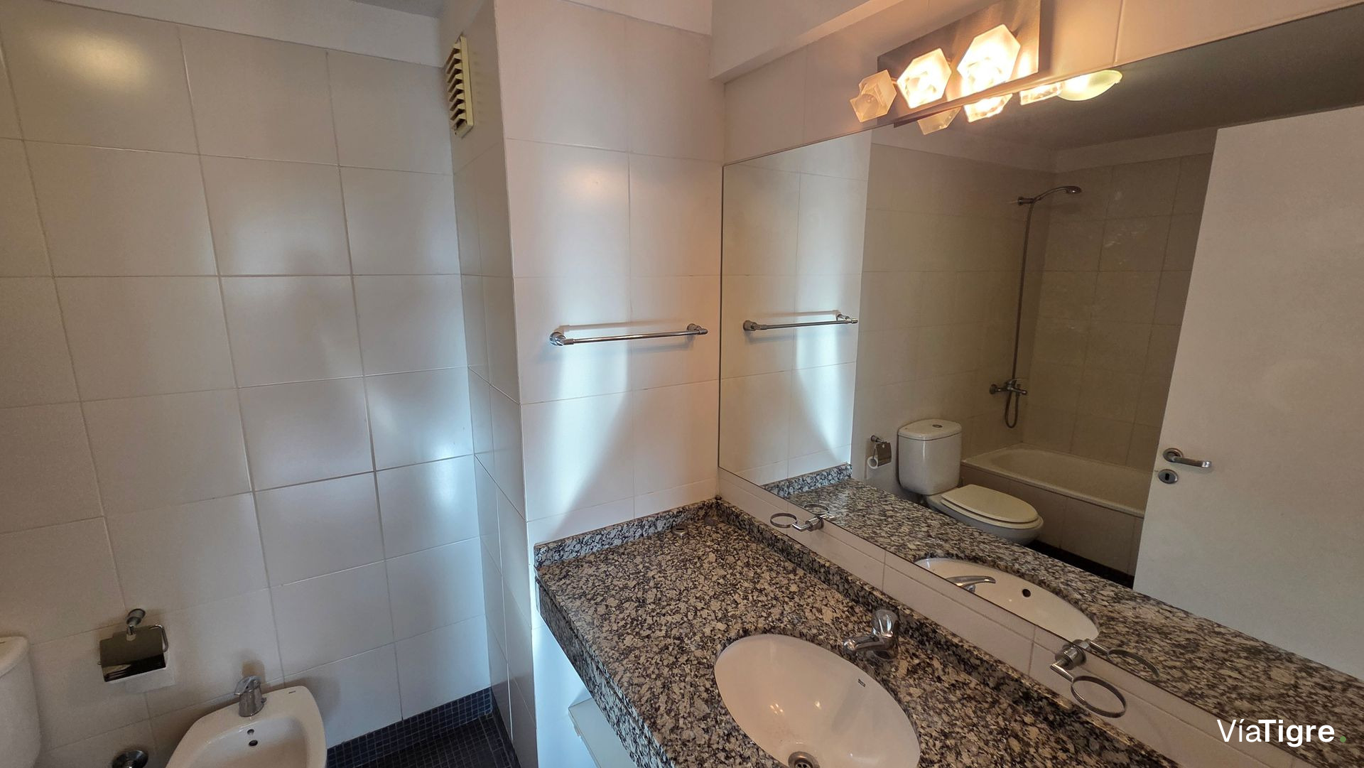 Alquiler 3 amb 2 baños vista al rio cochera Olivos