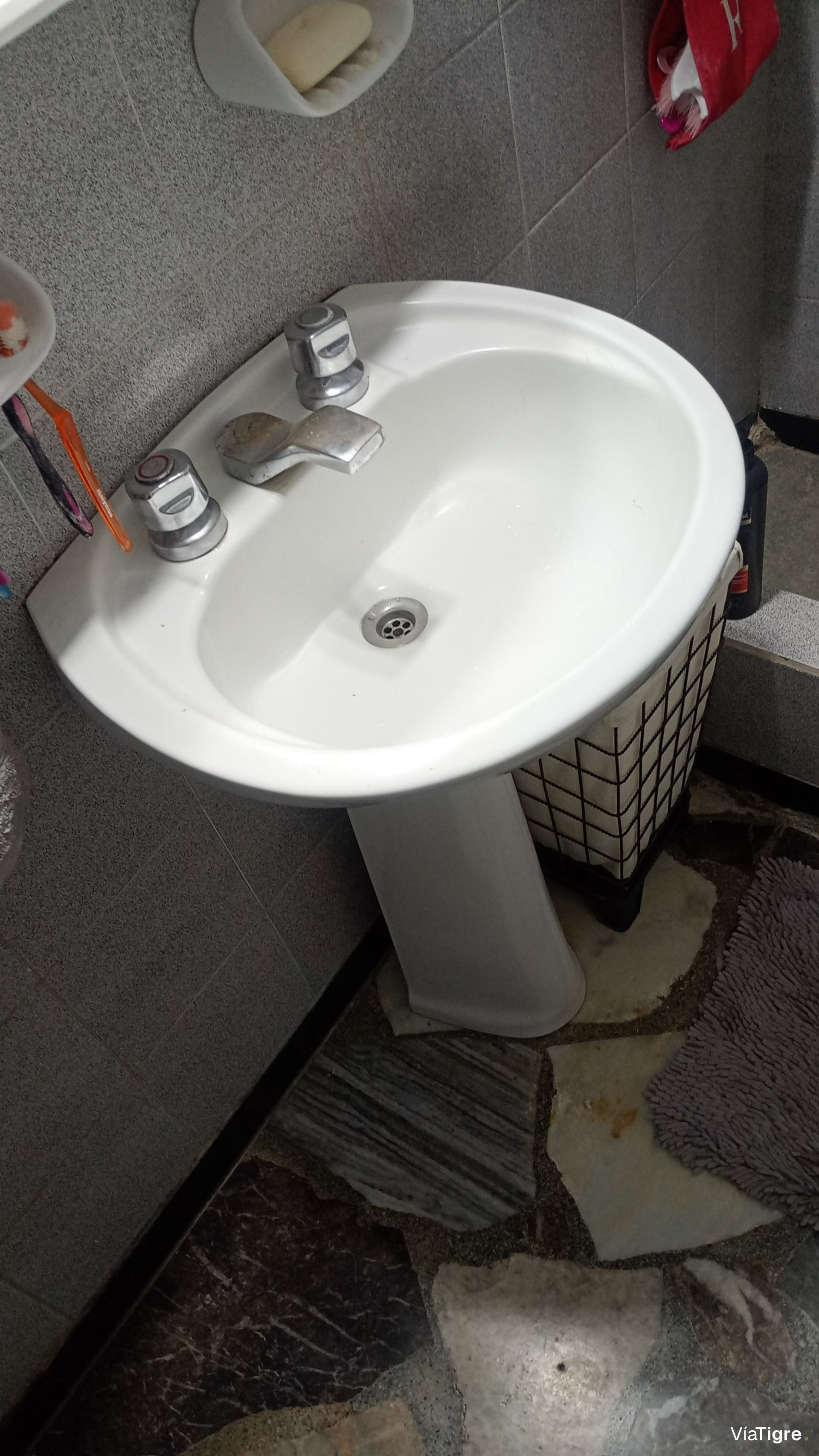 Venta Casa Multifamiliar 4 Ph. Con Garage Olivos