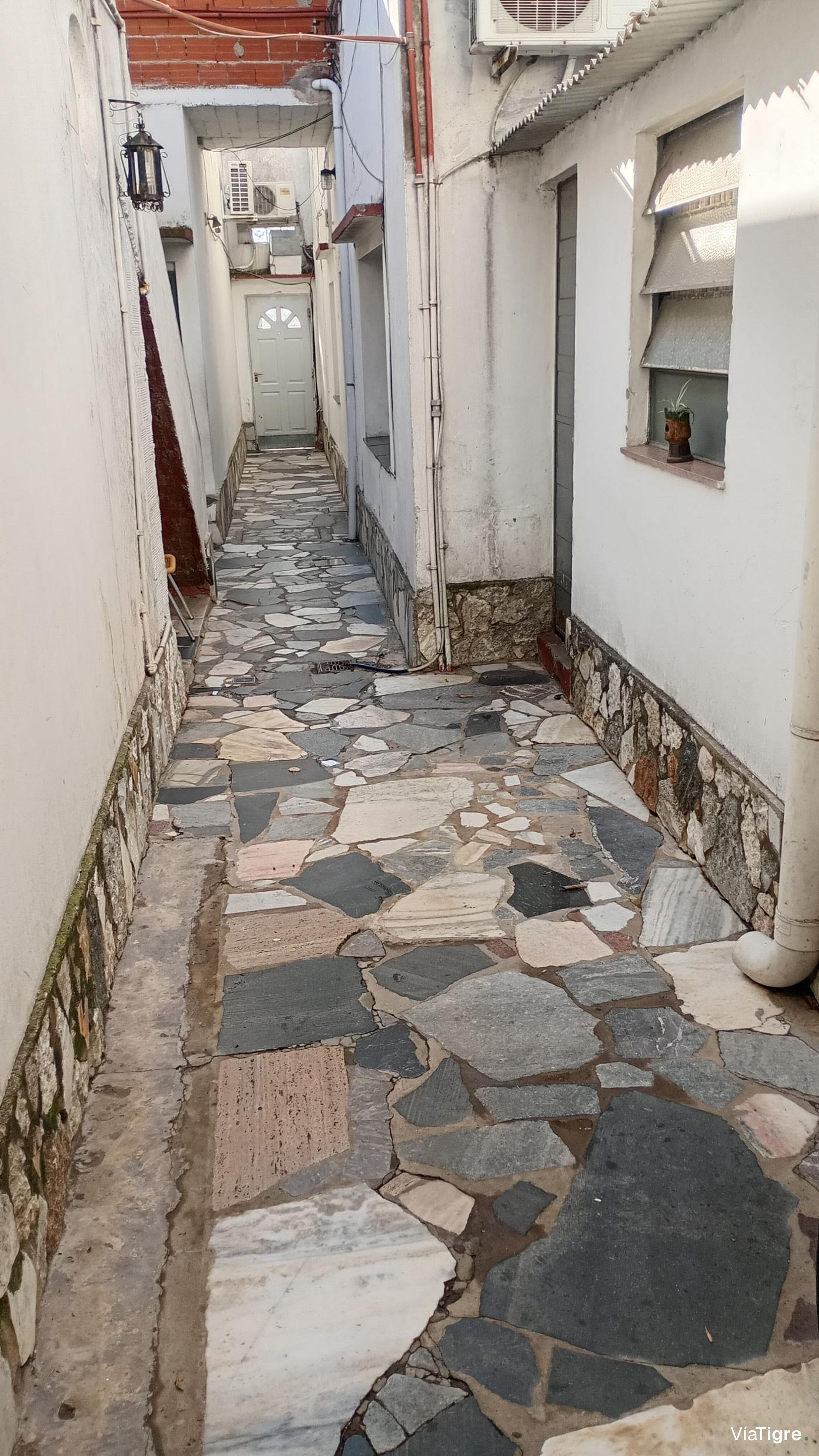 Venta Casa Multifamiliar 4 Ph. Con Garage Olivos