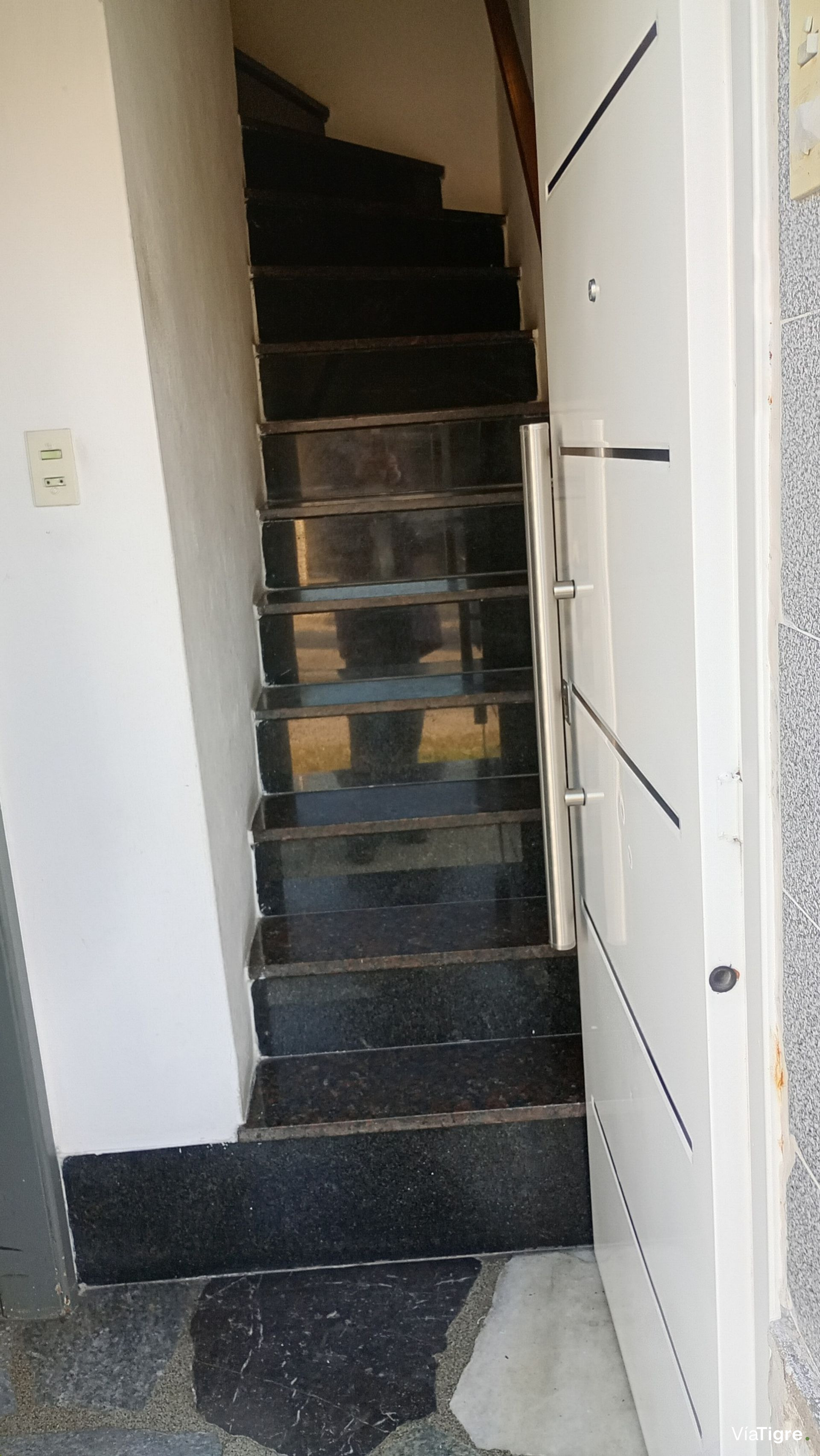 Venta Casa Multifamiliar 4 Ph. Con Garage Olivos