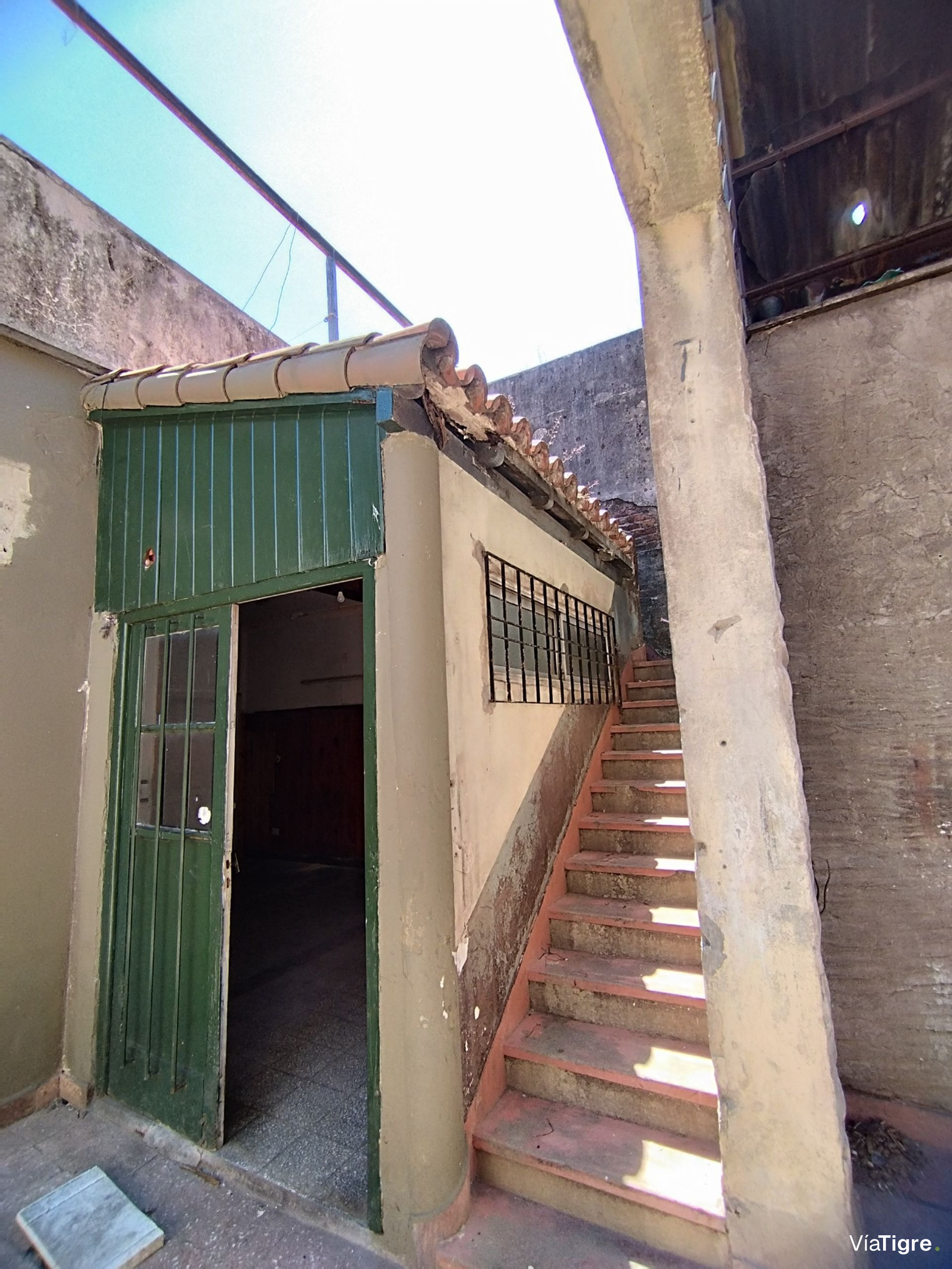Venta Casa Con Galpon A Refaccionar Villa Adelina
