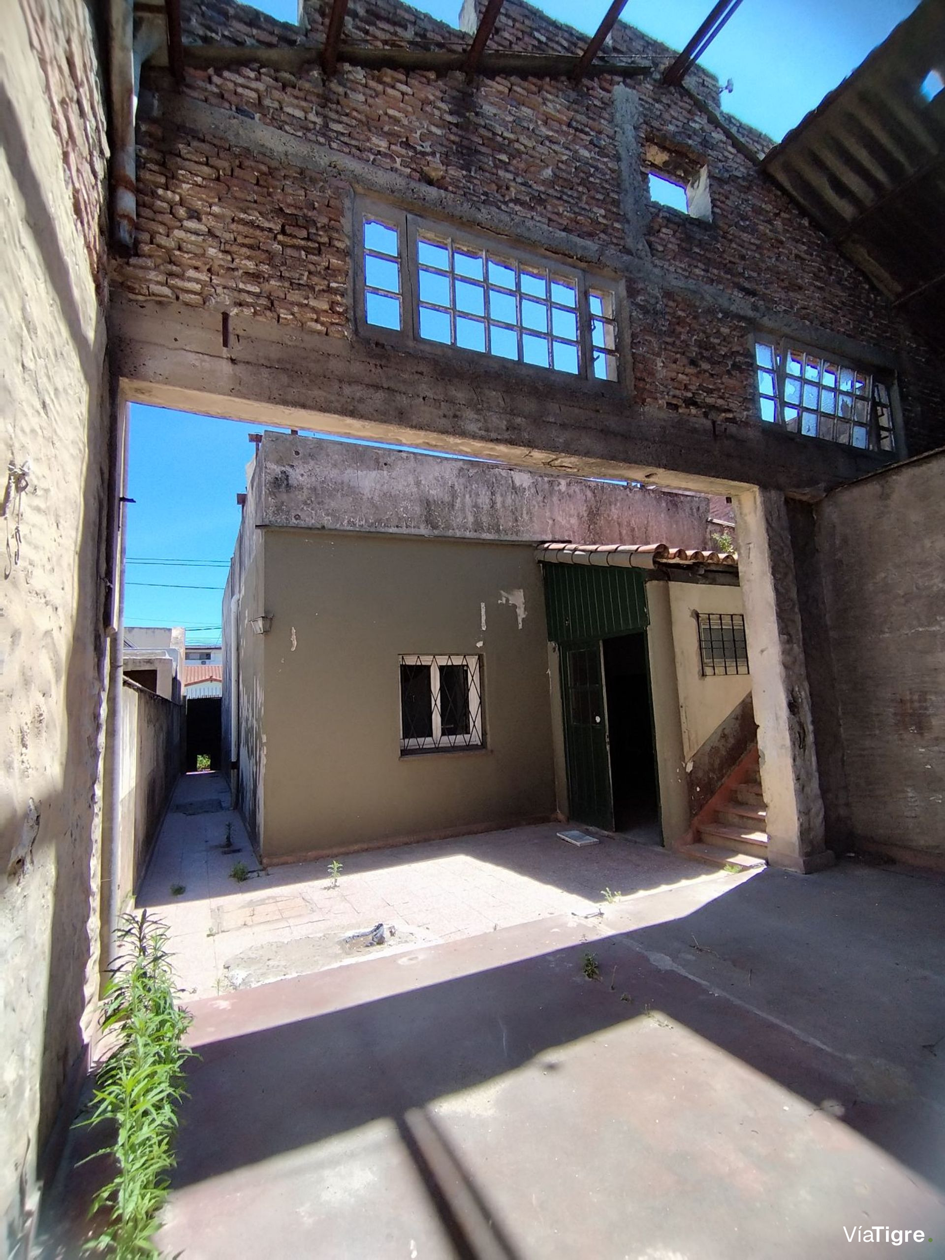 Venta Casa Con Galpon A Refaccionar Villa Adelina