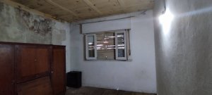 House for Sale with Shed to Refurbish – Villa Adelina