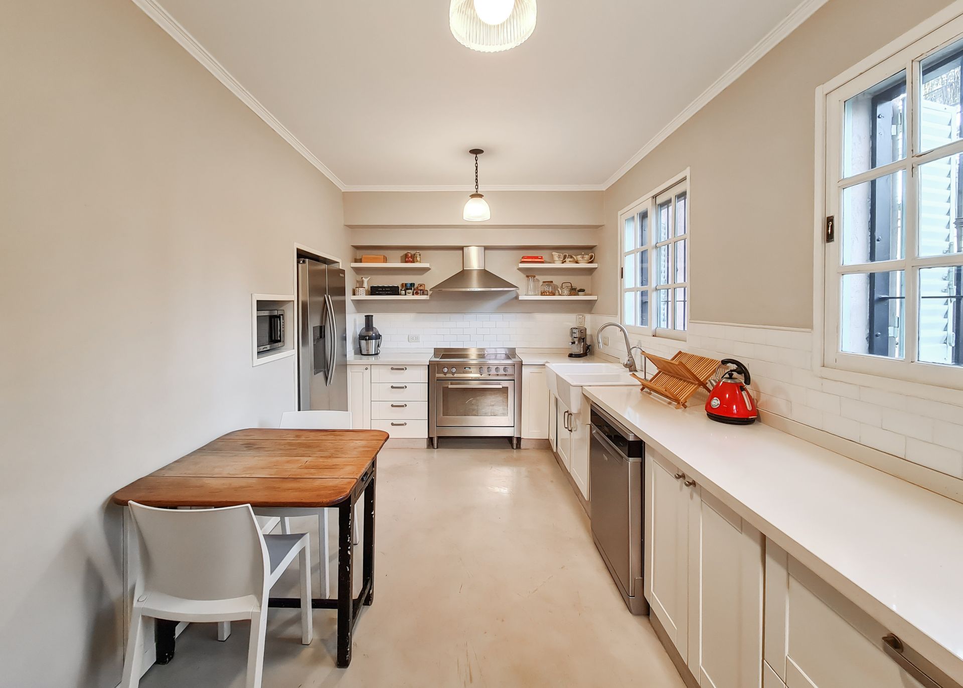 Casa 6 ambientes en venta - San Isidro pileta