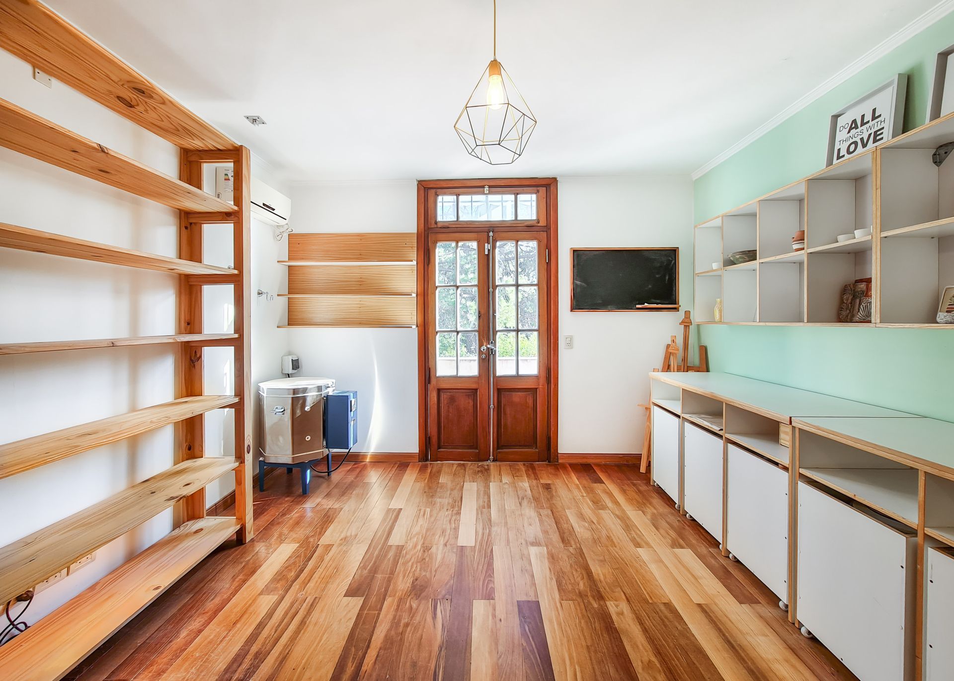 Casa 6 ambientes en venta - San Isidro pileta