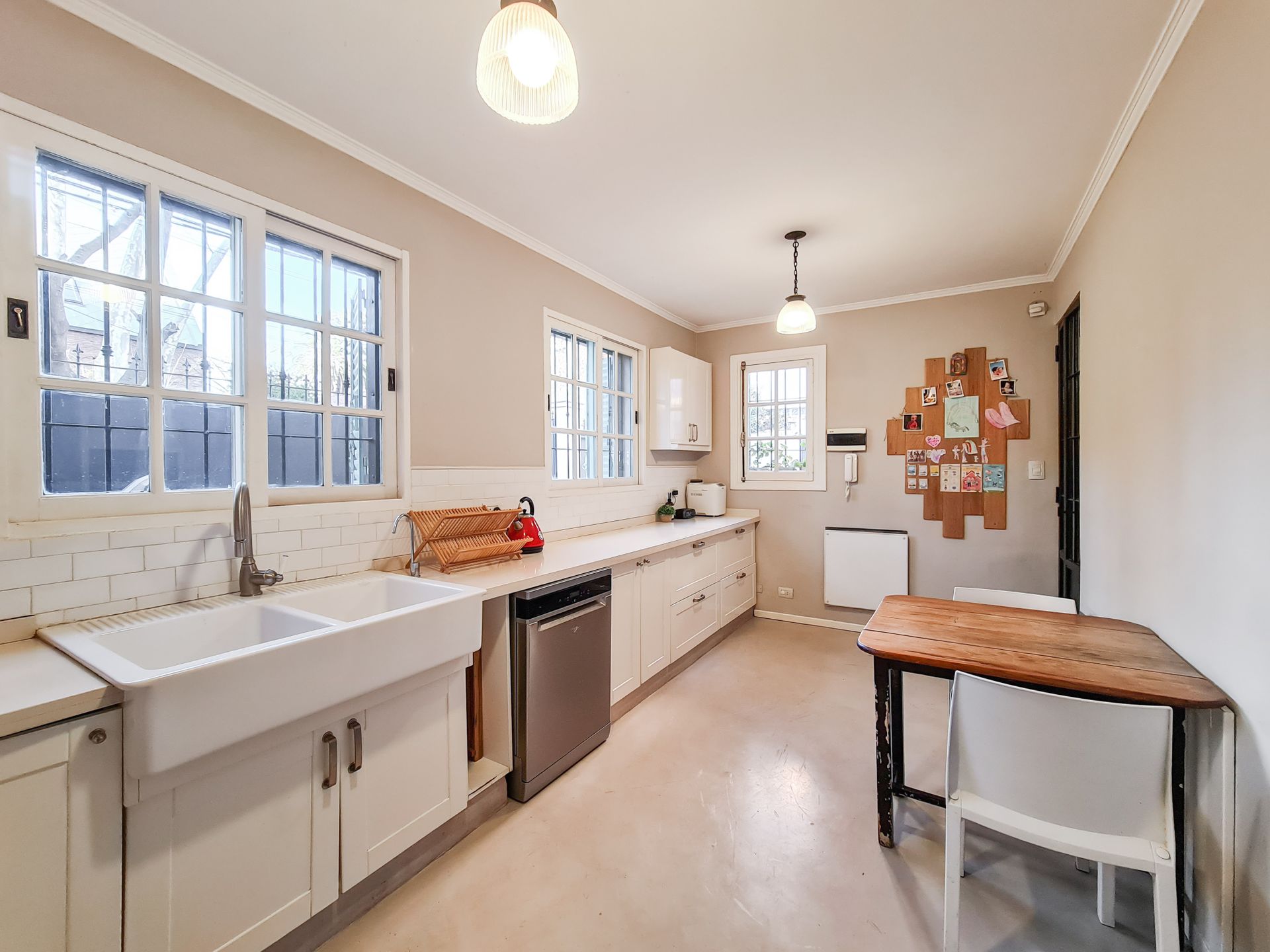 Casa 6 ambientes en venta - San Isidro pileta