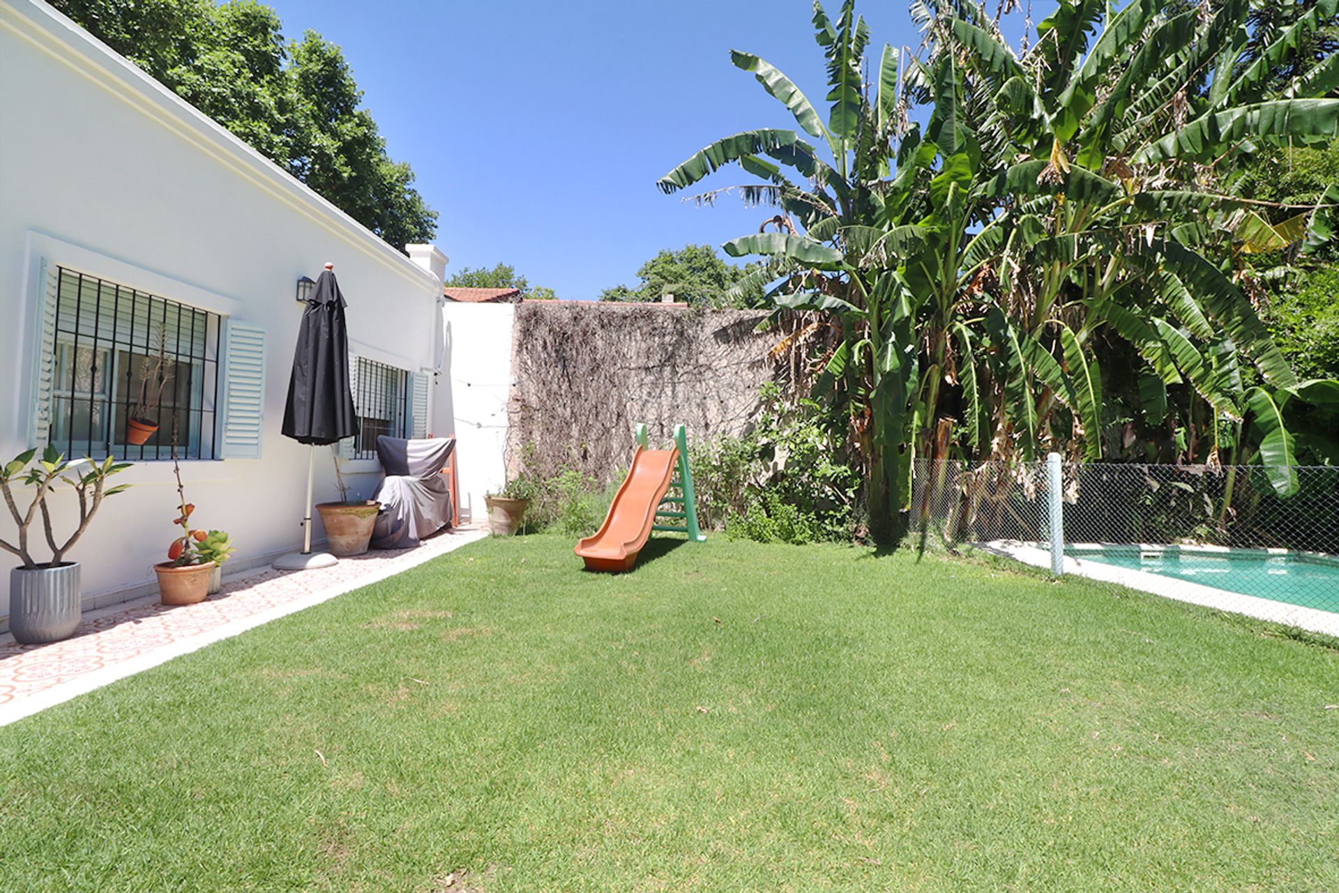 Casa 6 ambientes en venta - San Isidro pileta
