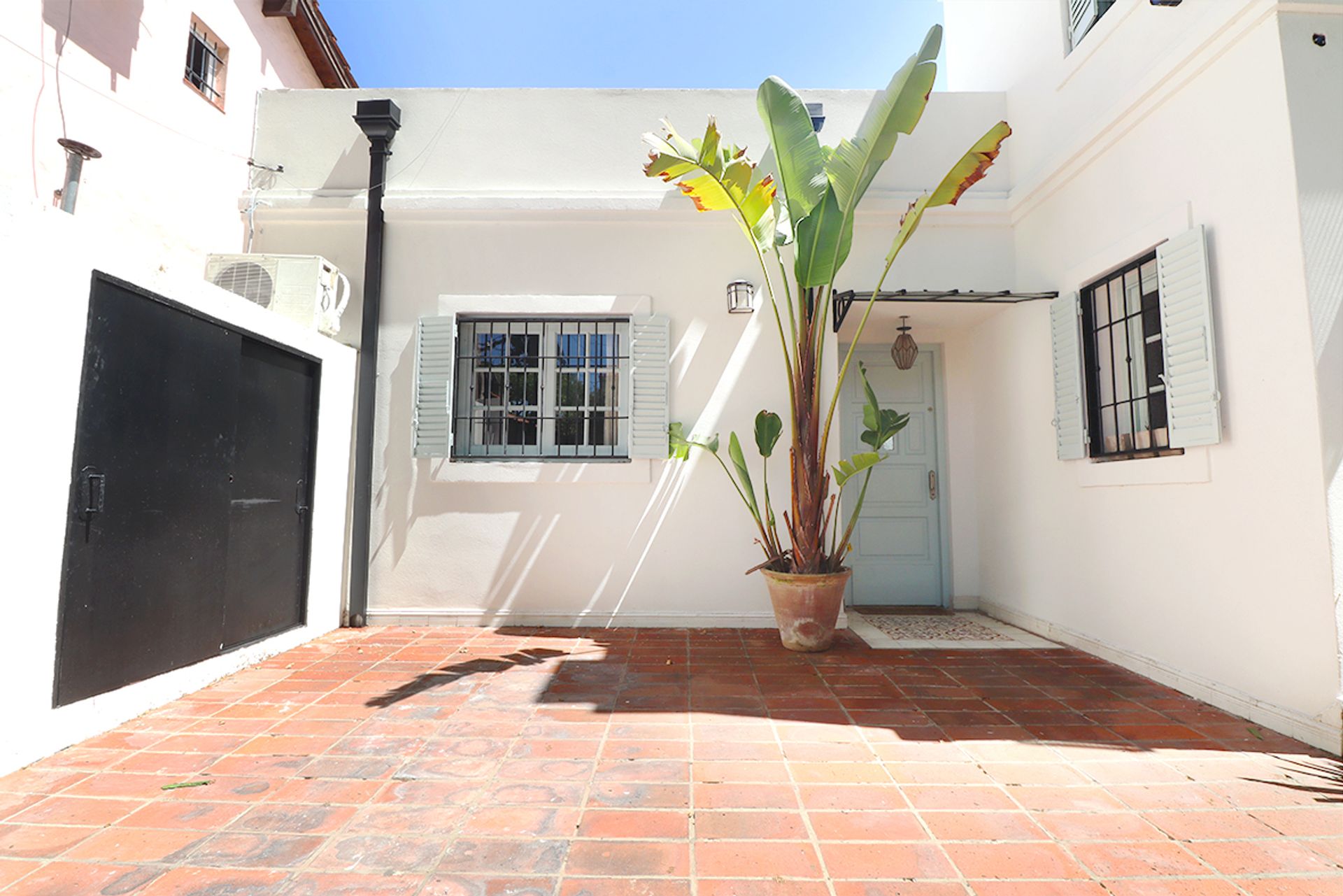 Casa 6 ambientes en venta - San Isidro pileta