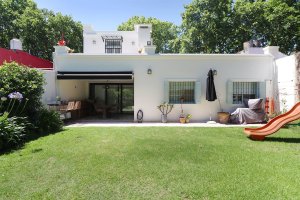 Casa 6 ambientes en alquiler - San Isidro pileta