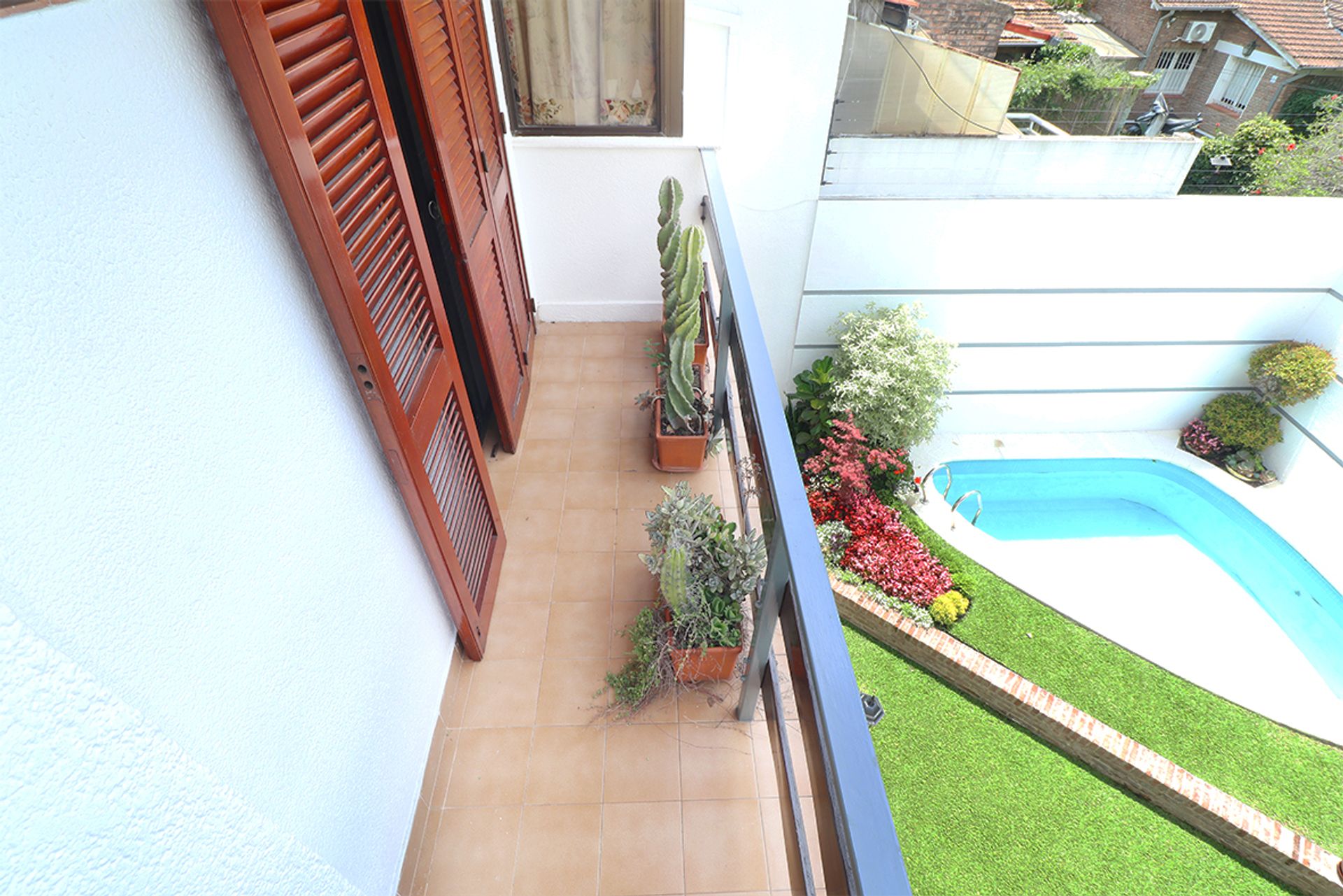 Casa 5 Ambientes En Venta Olivos Pileta Cochera