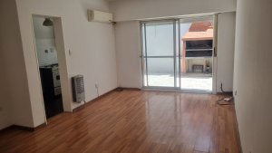 Alquiler Depto 2 Amb Con Patio Y Parrilla Olivos