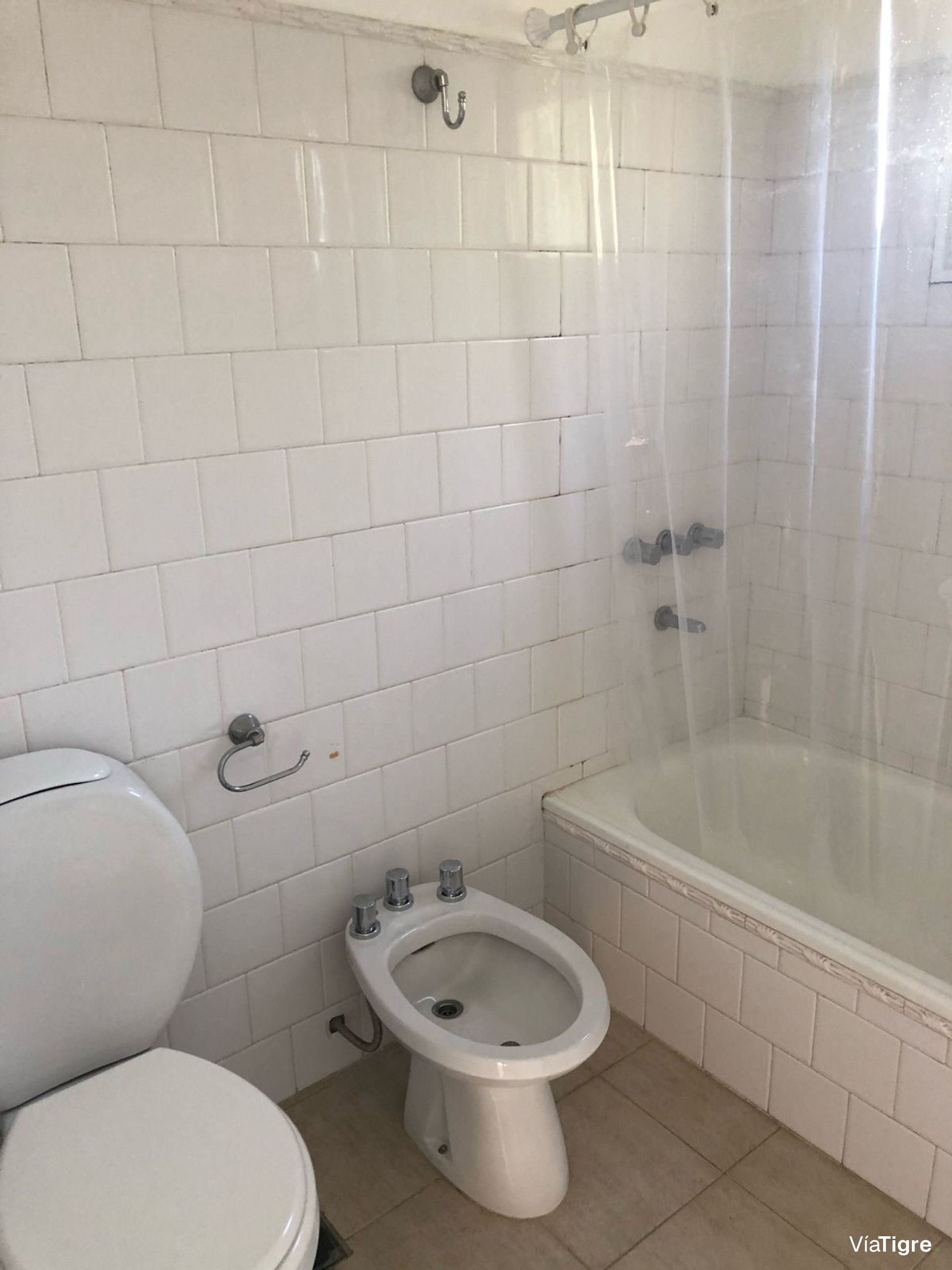 Venta Casa 241M2 5 Ambientes Luminosa