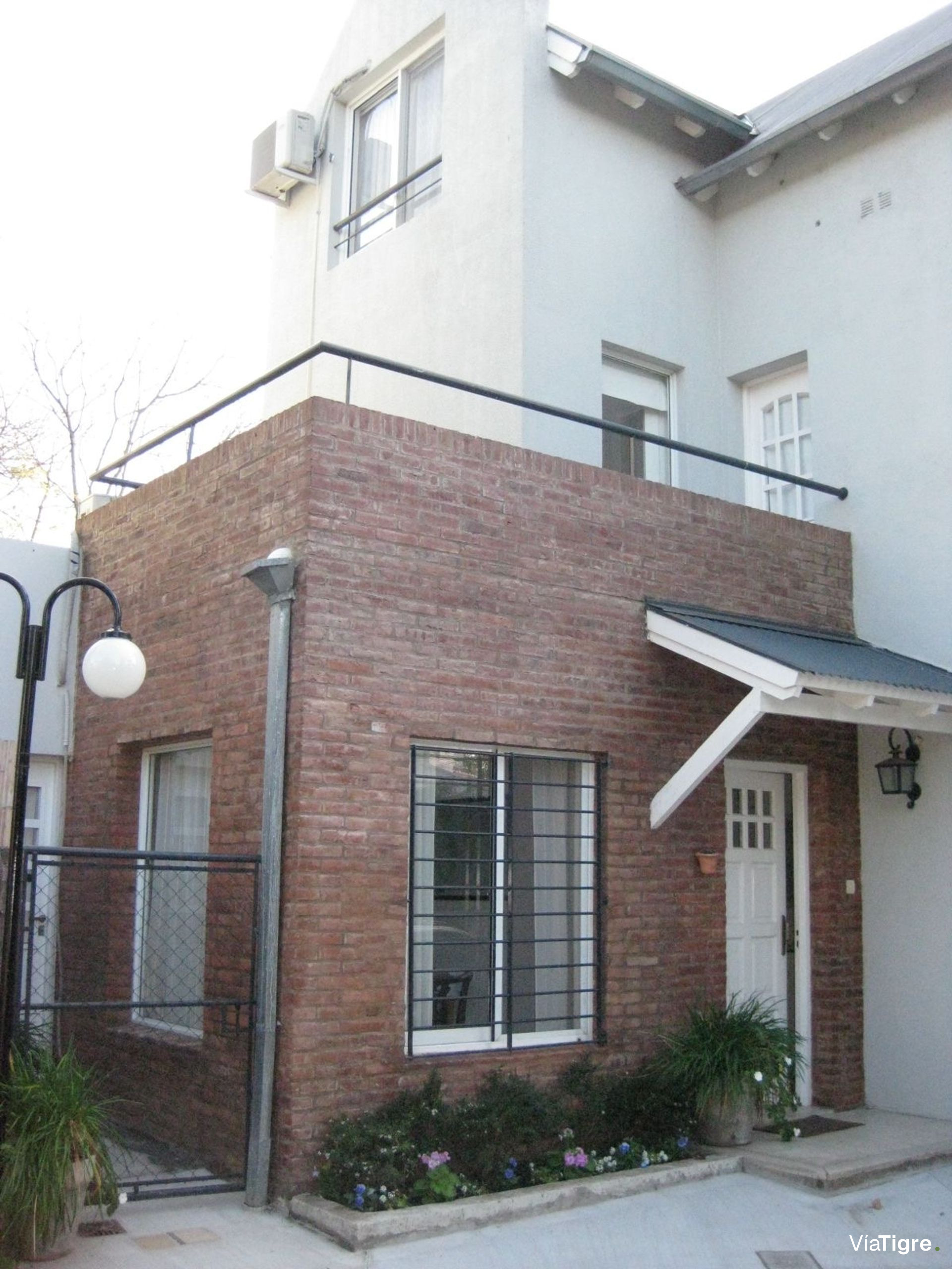 Venta Casa 241M2 5 Ambientes Luminosa