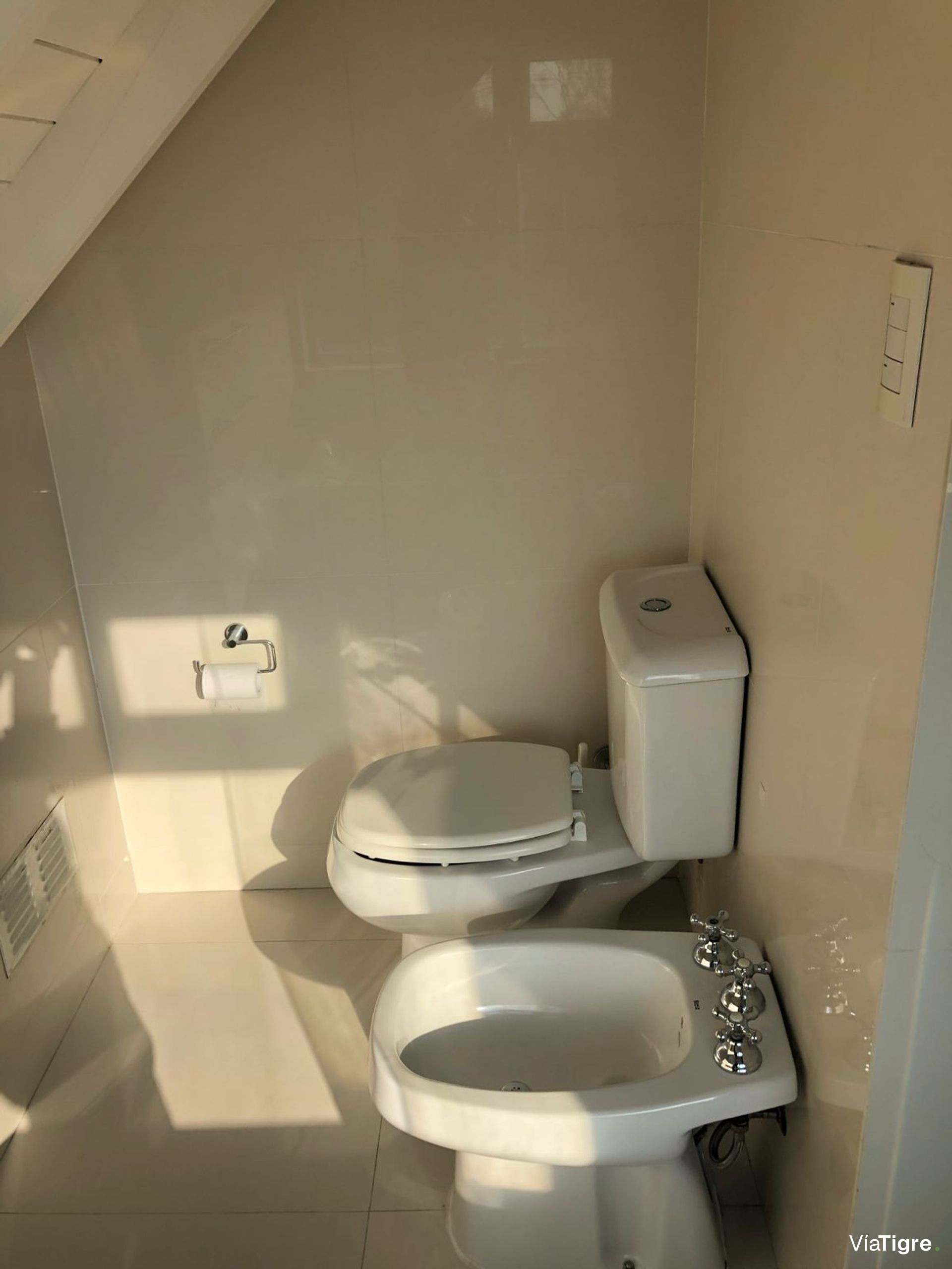 Venta Casa 241M2 5 Ambientes Luminosa