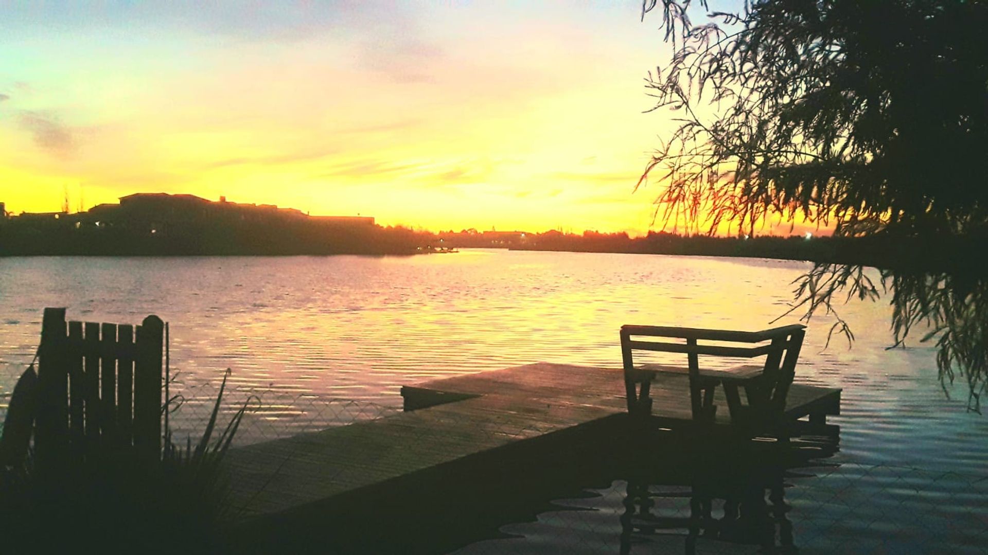 Short-term house rental by the lagoon in Villanueva