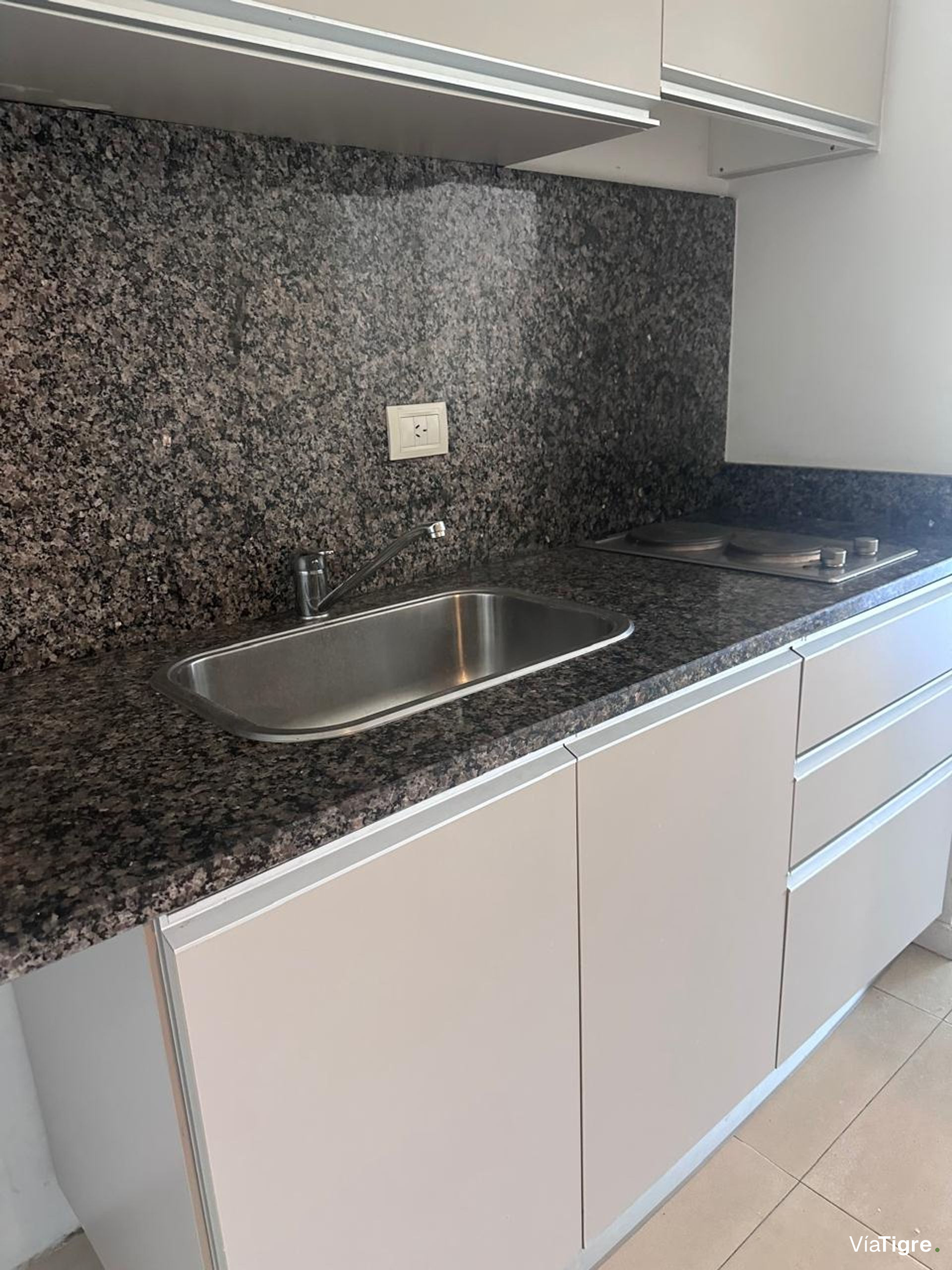 Loft En Bahia Nordelta Con Cochera