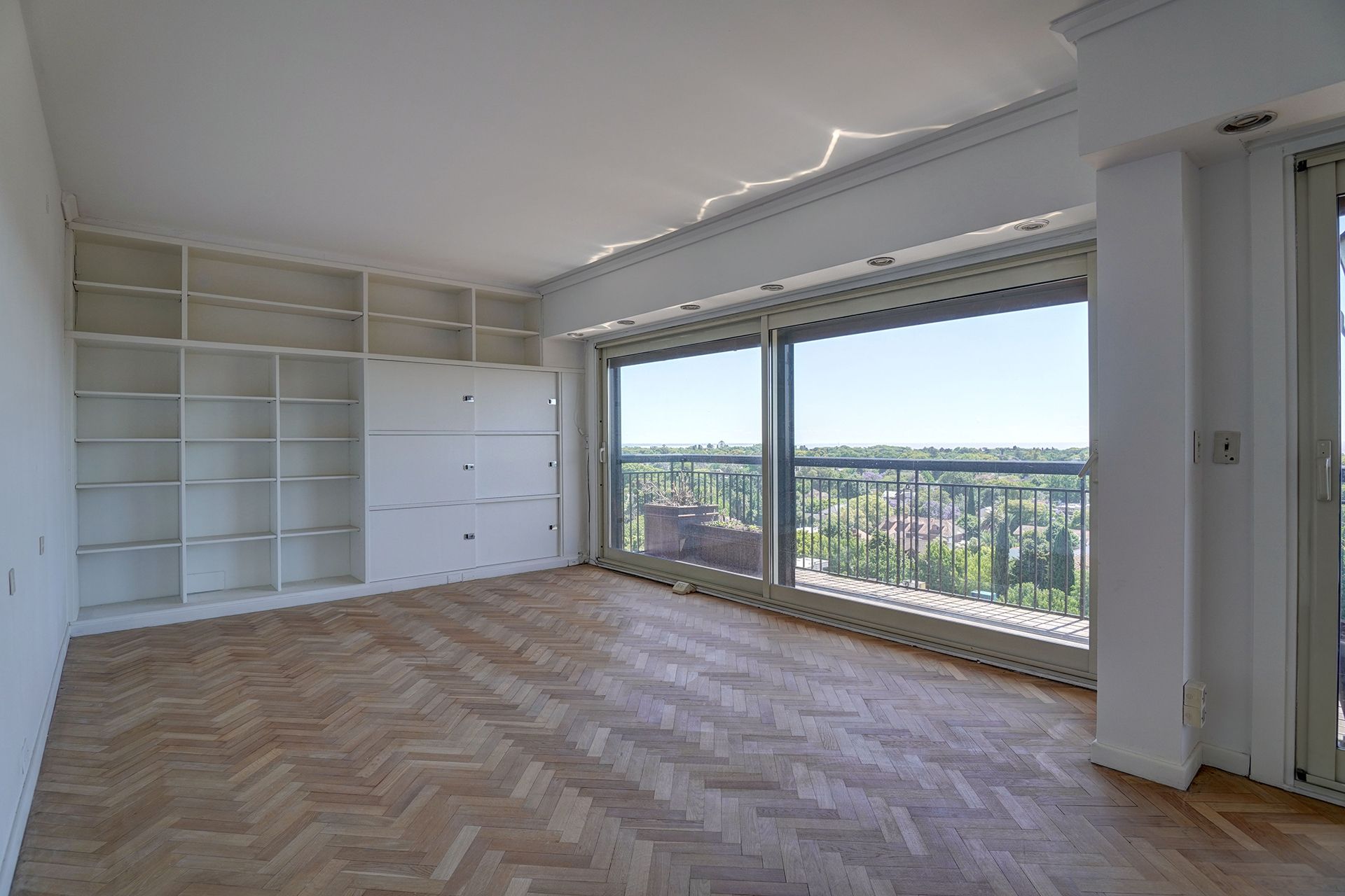 Venta Piso 5 Ambientes balcones 360 en Martínez