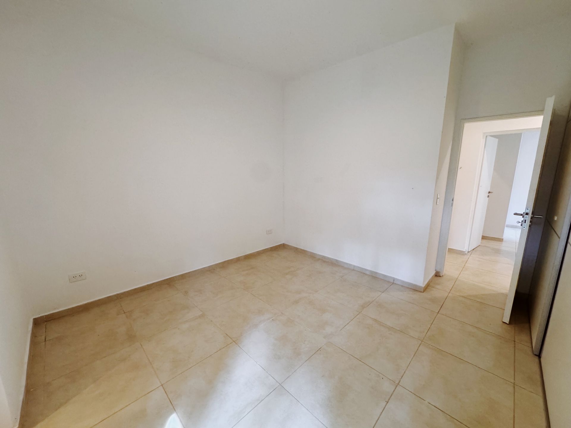 Casa a estrenar en Venta 6 ambientes-Gral. Pacheco