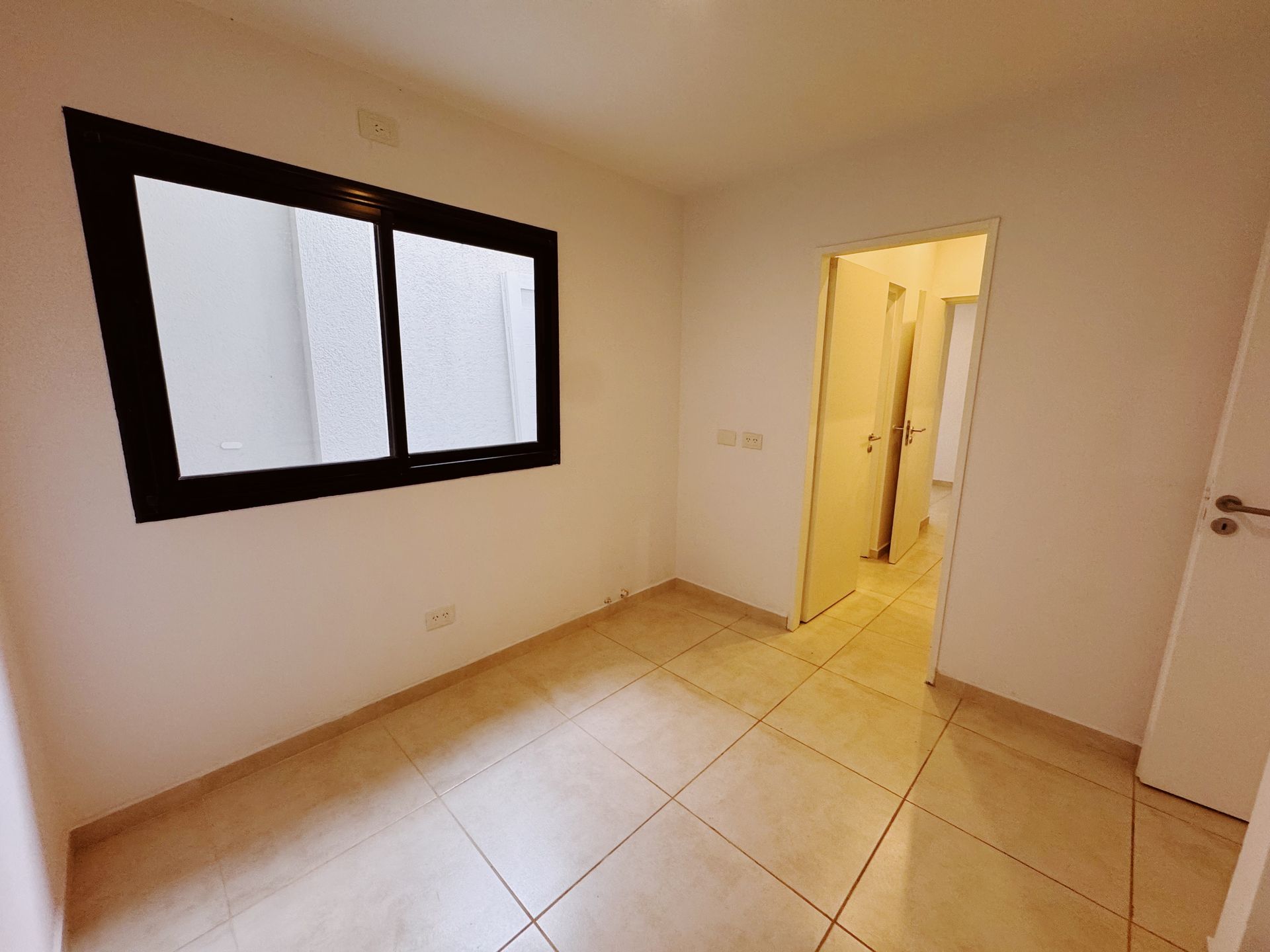 Casa a estrenar en Venta 6 ambientes-Gral. Pacheco