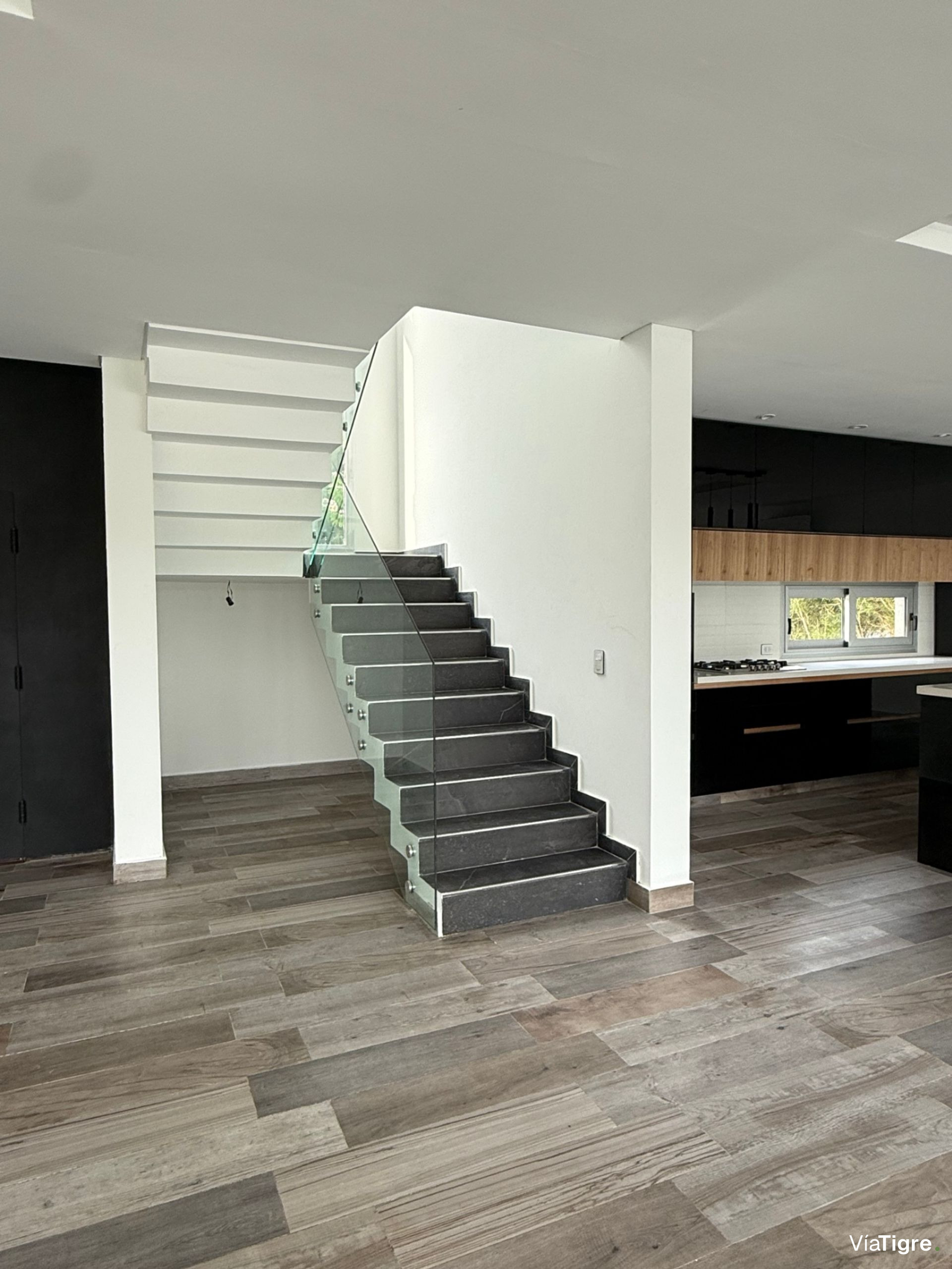 Casa en Venta al rio en Barrio Náutico San Juan