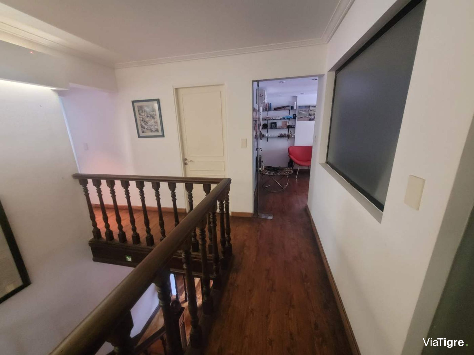 Venta oficina tipo casa con pileta, Martinez