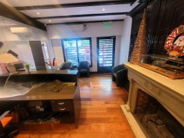 Venta oficina tipo casa con pileta, Martinez