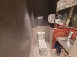 Venta oficina tipo casa con pileta, Martinez