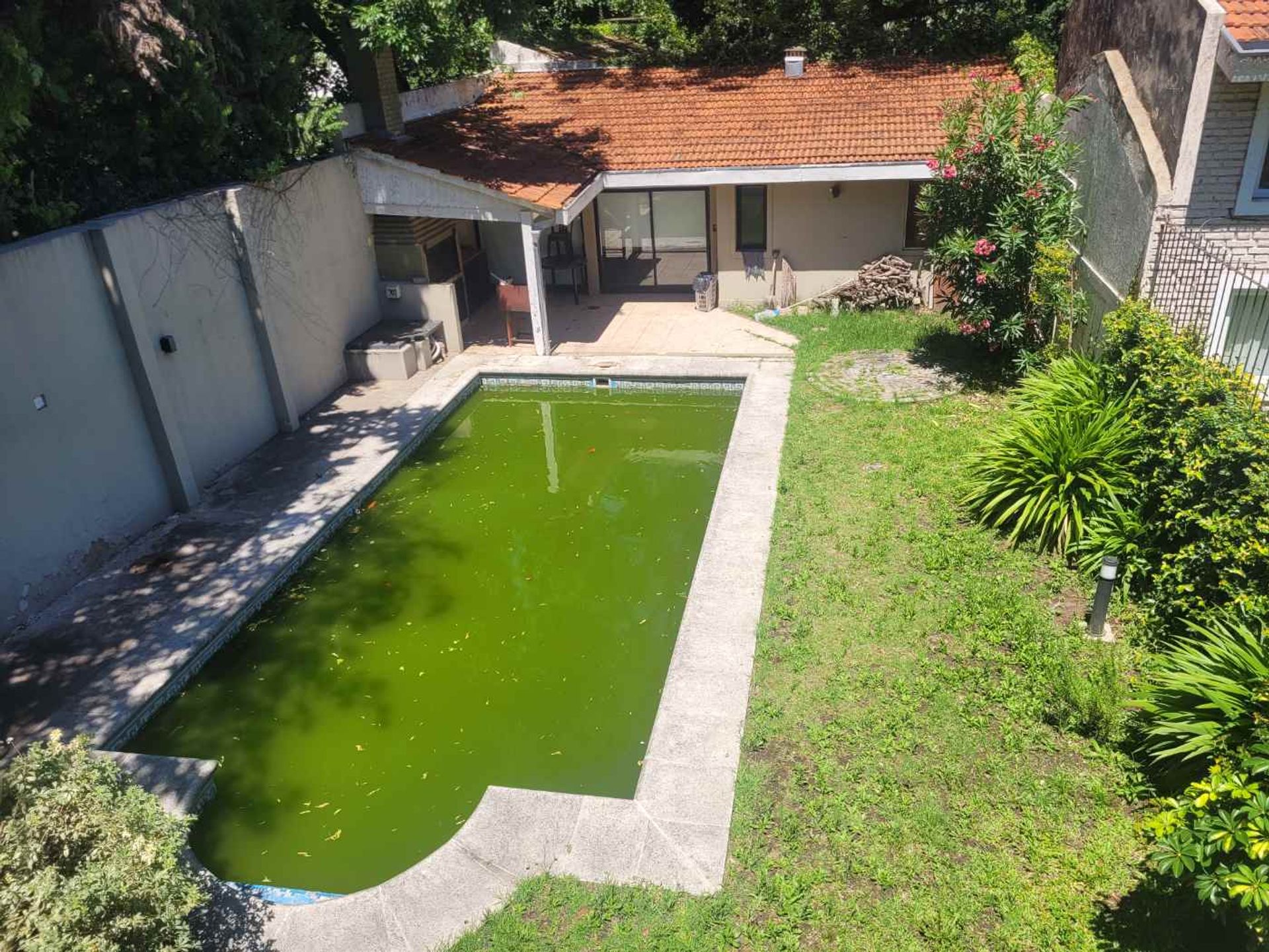 Venta casa con pileta, Martinez