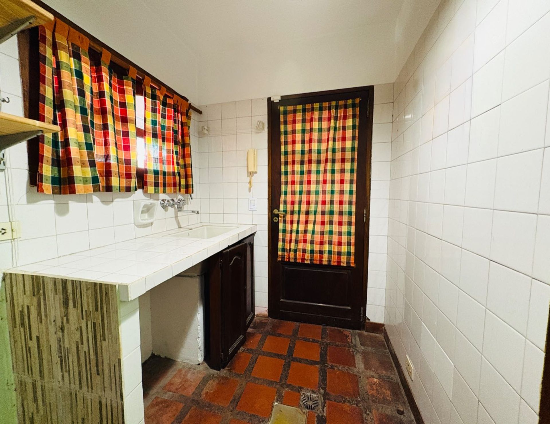 Casa En San Isidro, La Horqueta Parque Y Pileta