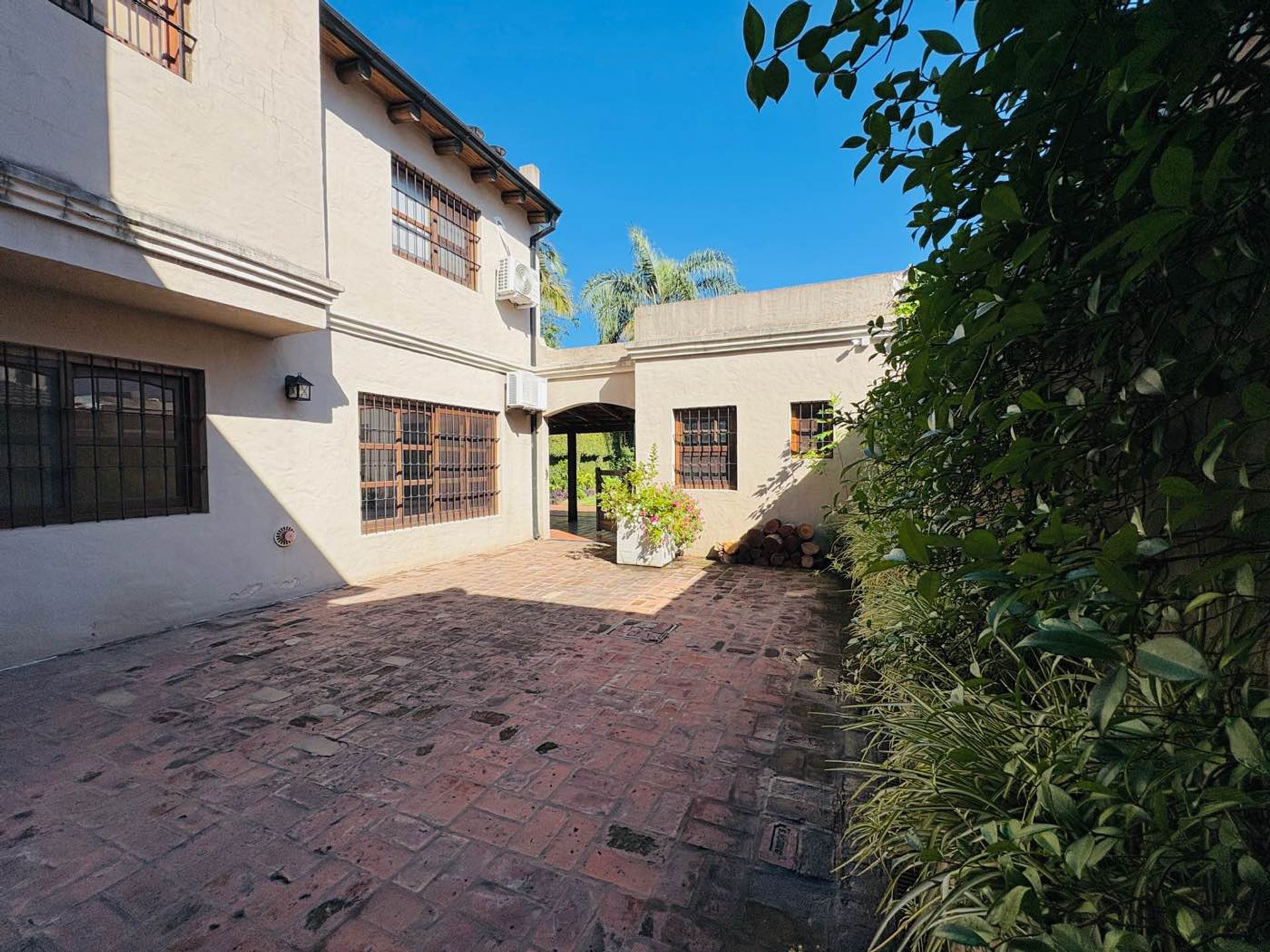 Casa En San Isidro, La Horqueta Parque Y Pileta