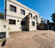 Casa En San Isidro, La Horqueta Parque Y Pileta