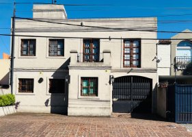 Casa En San Isidro, La Horqueta Parque Y Pileta