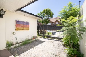Sale Front 3 Rooms – Garage – Patio Martinez